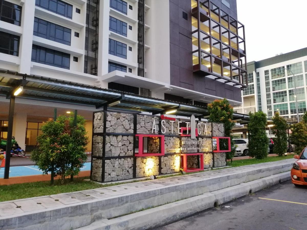 Astetica Residences @ Seri Kembangan Exterior foto