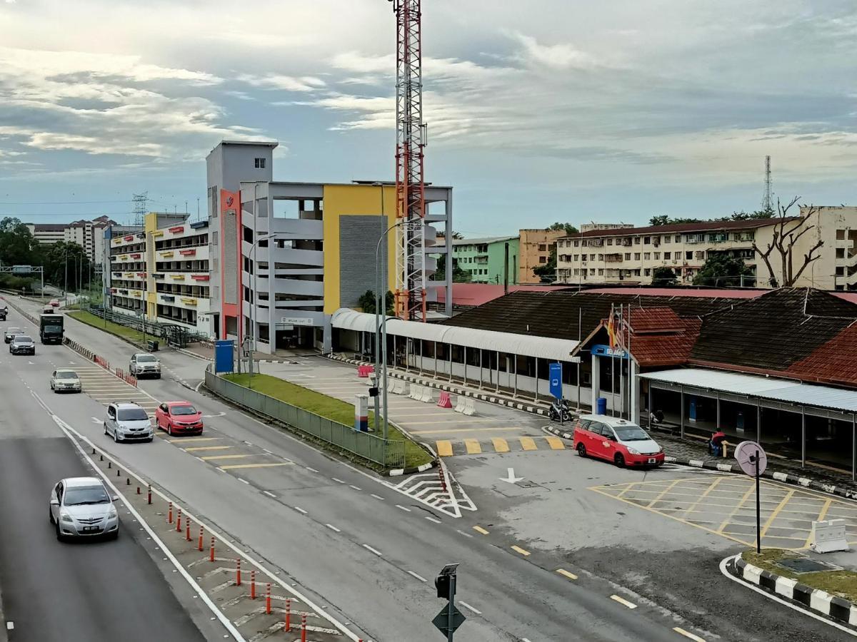 Astetica Residences @ Seri Kembangan Exterior foto