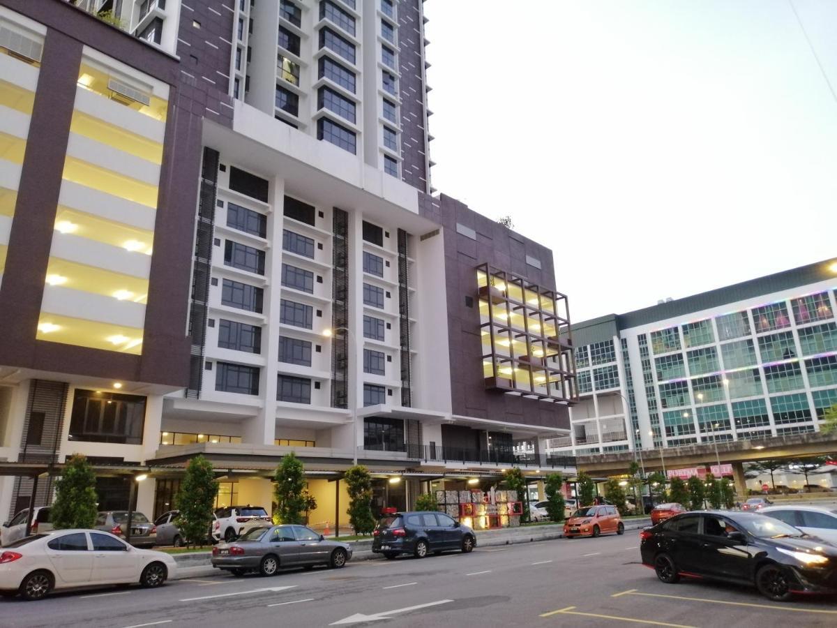 Astetica Residences @ Seri Kembangan Exterior foto